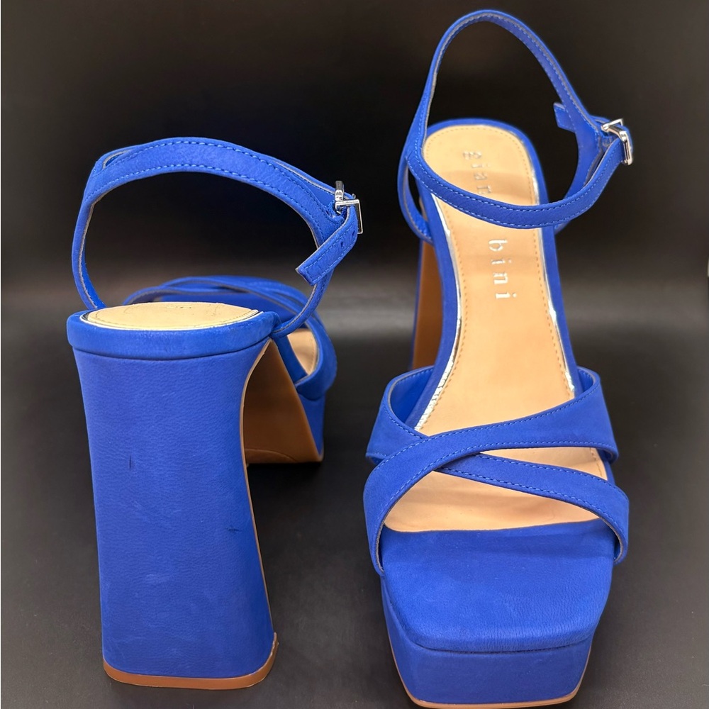Gianni Bini Vibrant Blue Platform Heels